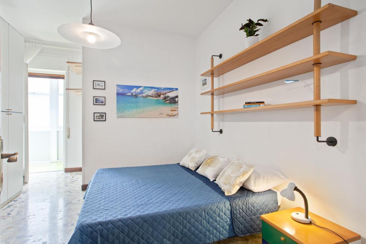 Pane & Pomodoro Beach Roomy Flat Барі Екстер'єр фото