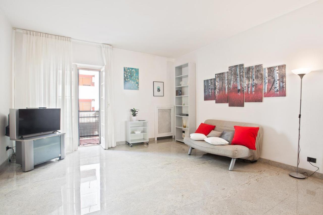 Pane & Pomodoro Beach Roomy Flat Барі Екстер'єр фото