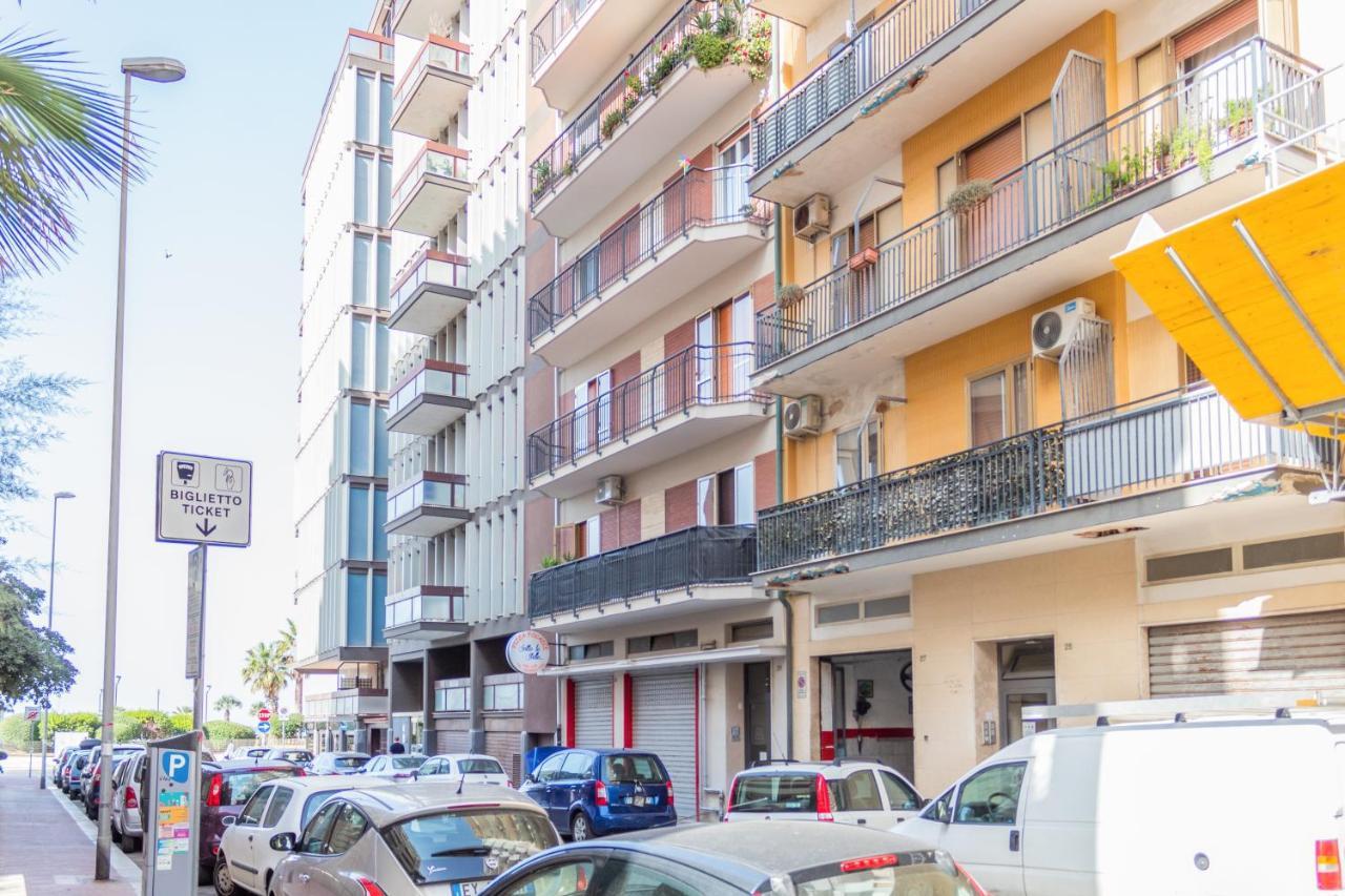 Pane & Pomodoro Beach Roomy Flat Барі Екстер'єр фото